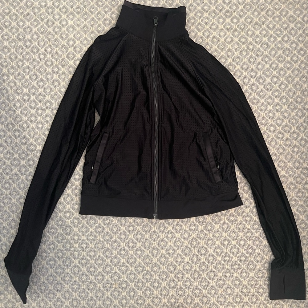 Lulu Lemon Zip Up Mesh Cropped Jacket!